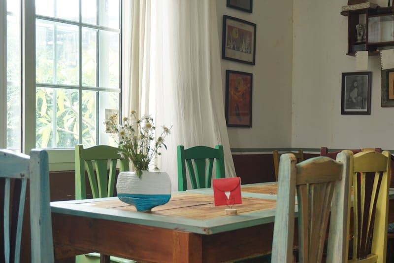 Warm and inviting dining room interior